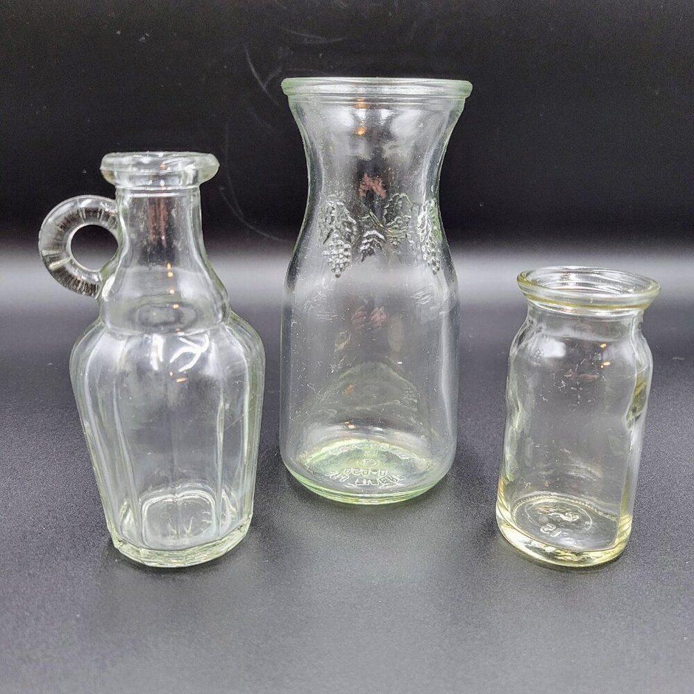 Vintage JFJ Winery Wine Bottle Carafe With Grapes 959-0 Ceres California